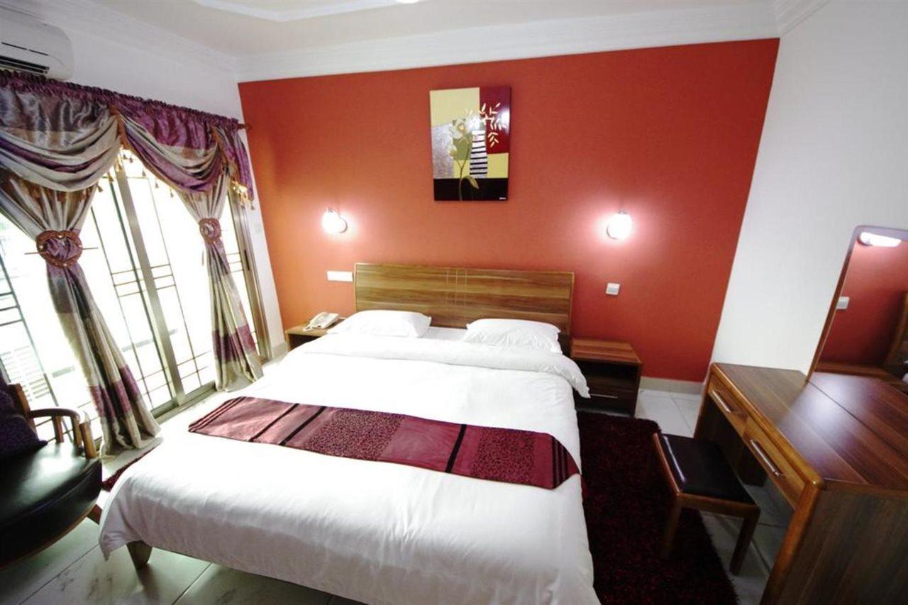 Hotel Residence La Corniche داكاغْ المظهر الخارجي الصورة