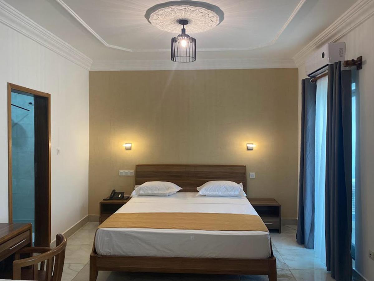 Hotel Residence La Corniche داكاغْ المظهر الخارجي الصورة