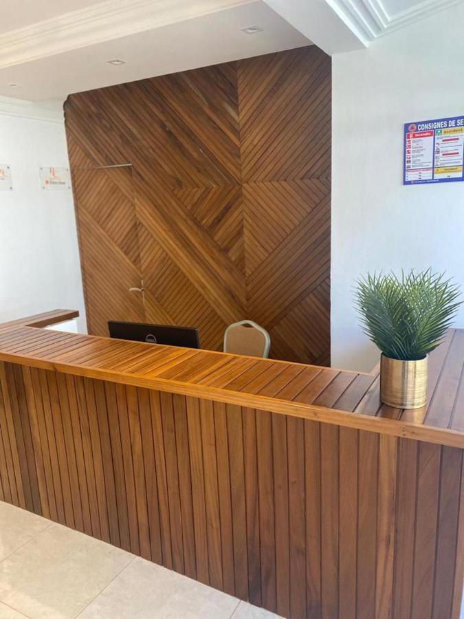 Hotel Residence La Corniche داكاغْ المظهر الخارجي الصورة