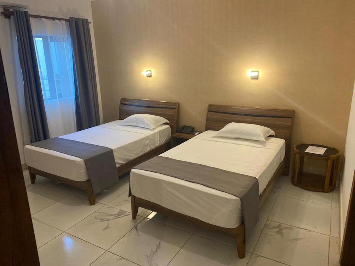 Hotel Residence La Corniche داكاغْ المظهر الخارجي الصورة