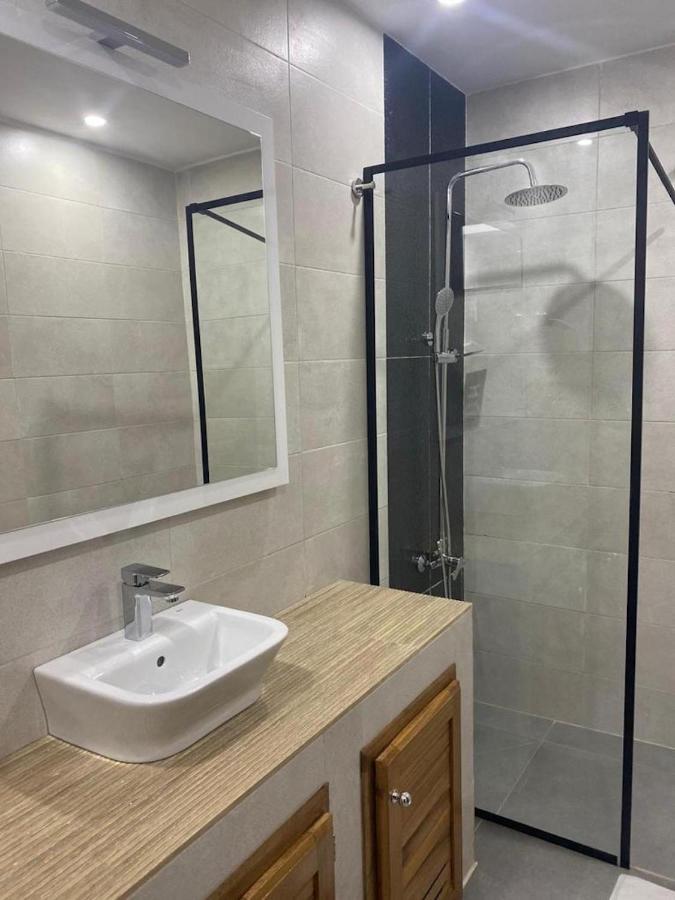 Hotel Residence La Corniche داكاغْ المظهر الخارجي الصورة